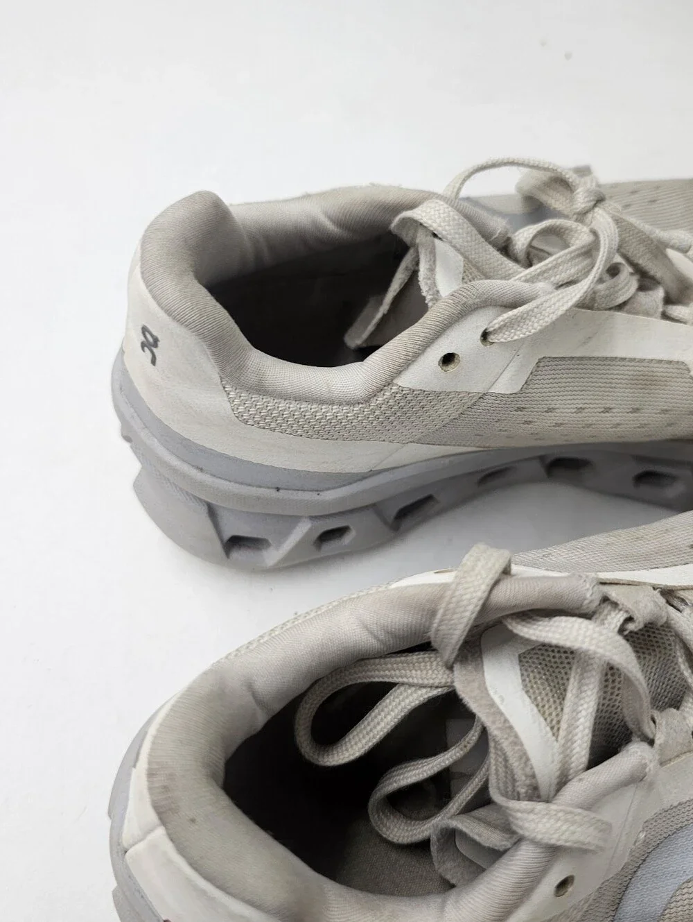 On Running Cloudmonster 1 White Glacier Graphic Spellout Max Cushion Womens 6.5